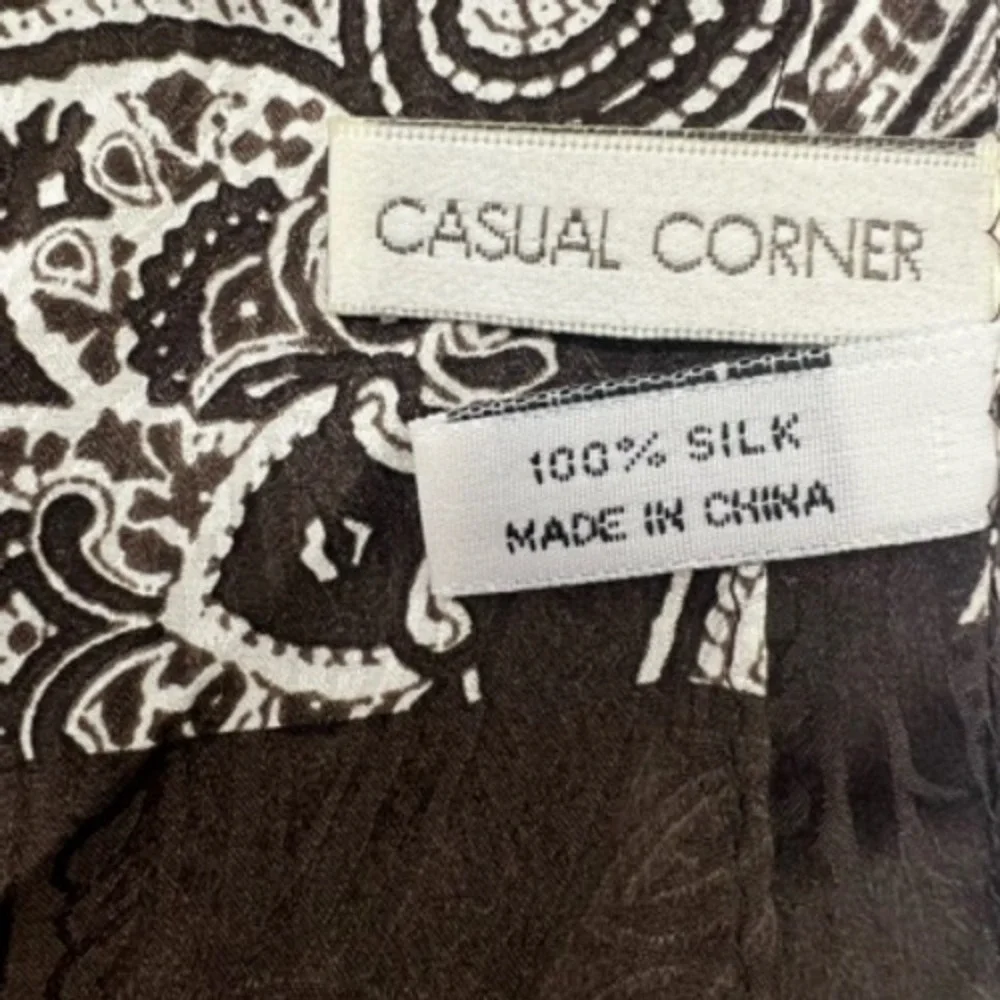 Casual Corner 100%‎ Silk Scarf Brown White With Fringe 54 in Length 10 in Wide
